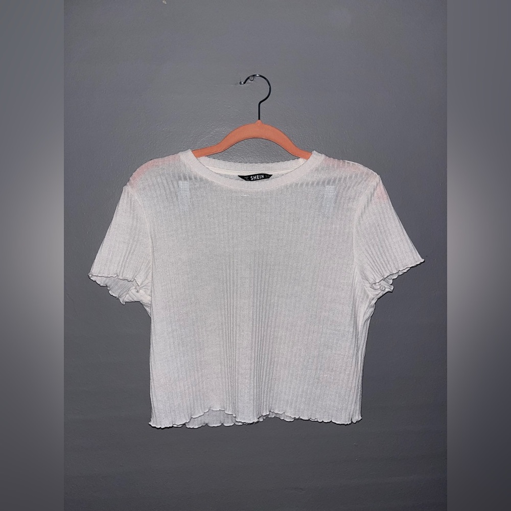 SHEIN White Cropped T-Shirt